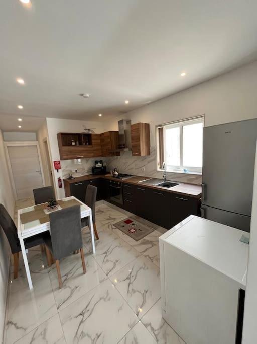 2 Bedroom Apartment In Msida, Malta Zewnętrze zdjęcie